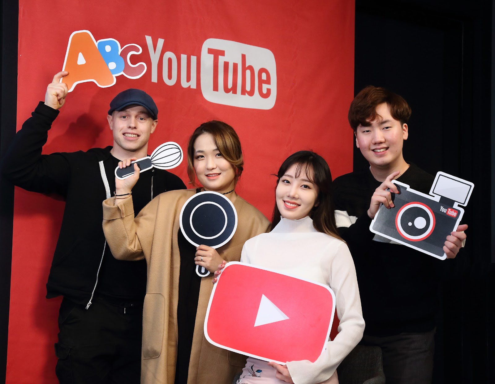 01. 유튜브 라이프 멘토 크리에이터1_왼쪽부터 올리버쌤_초의 데일리 쿡_미스데이지_JWVID.jpg